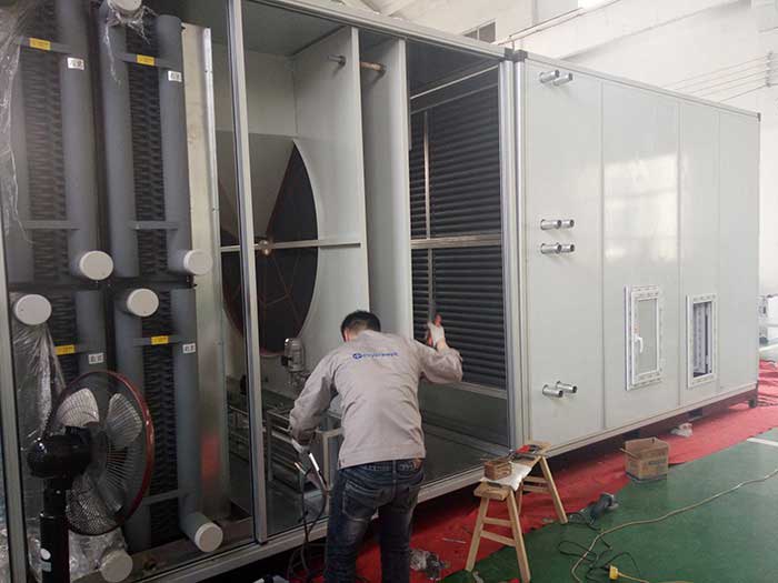 威海某大型化工企業(yè)兩臺10%濕度，40000風(fēng)量2臺除濕機組